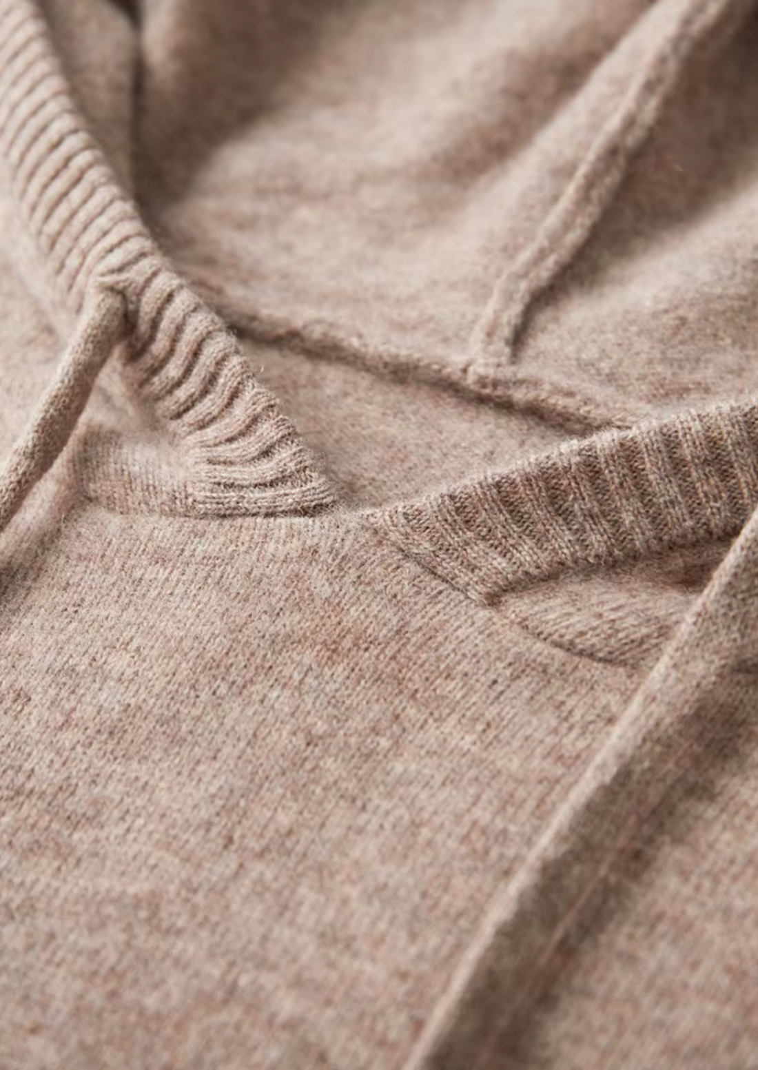 A hood with detail