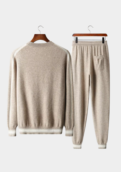 Men's crew neck sweater and jogger set with striped trim - view 10