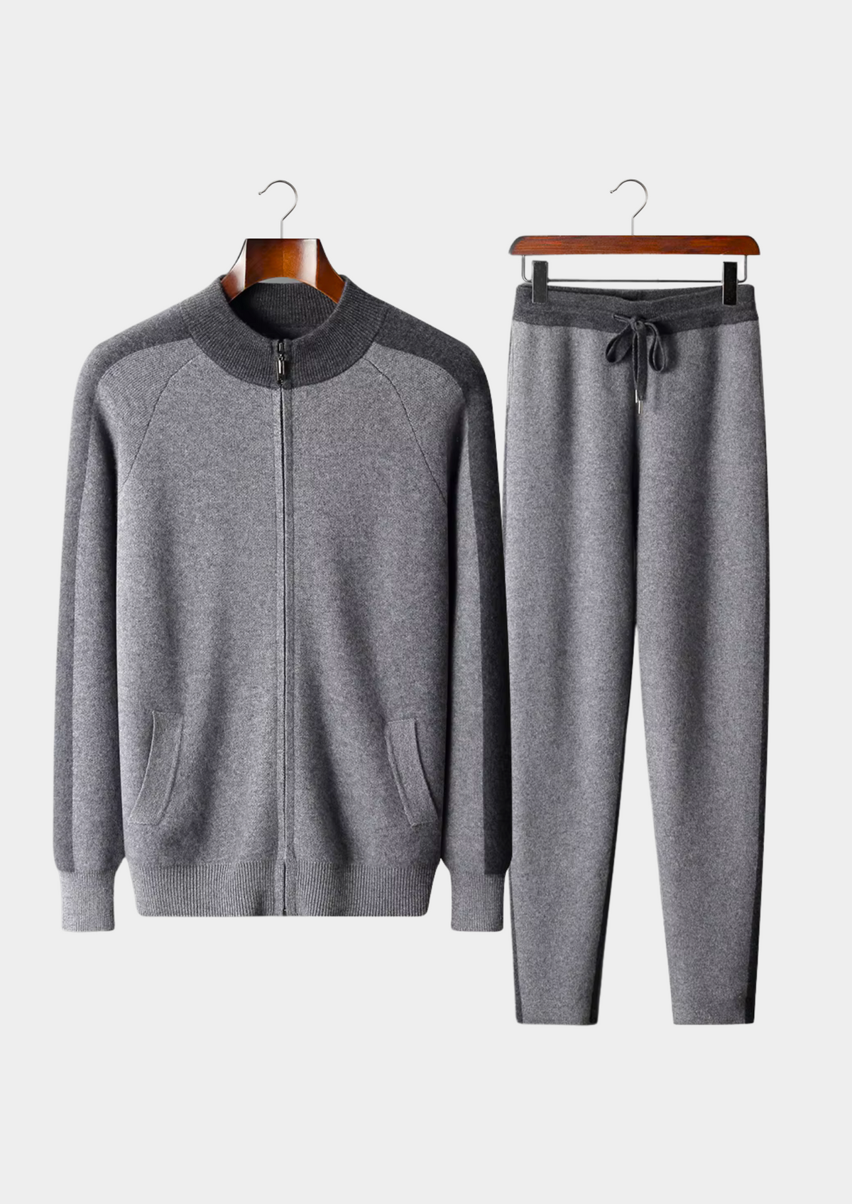 Men's zip-front knit jacket and trousers set - view 2