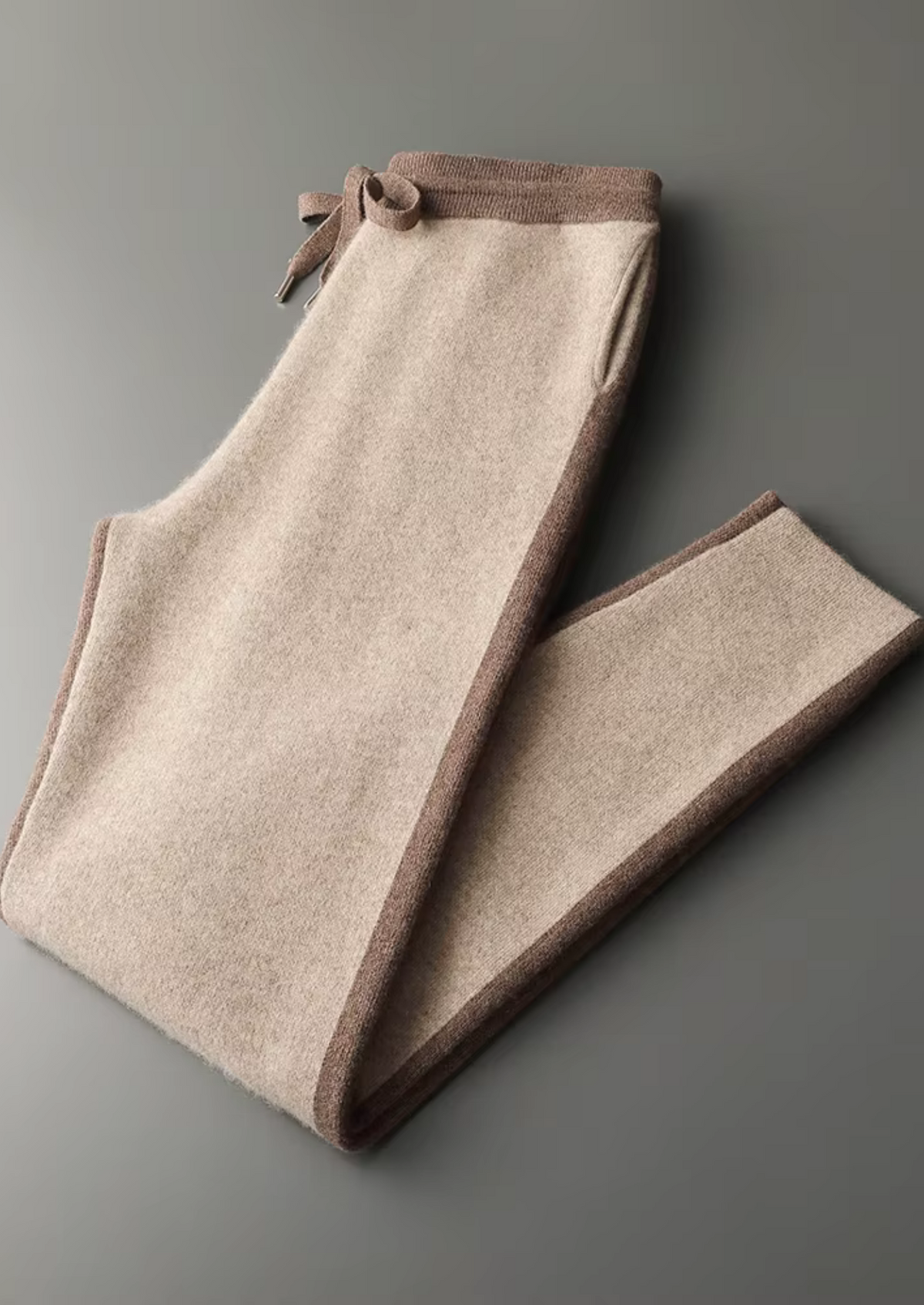 Men's zip-front knit jacket and trousers set - view 13