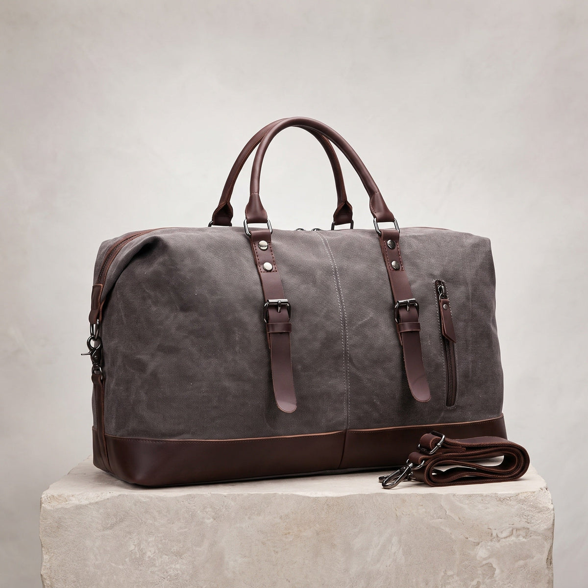 Ansel weekender duffle bag in Gray 1