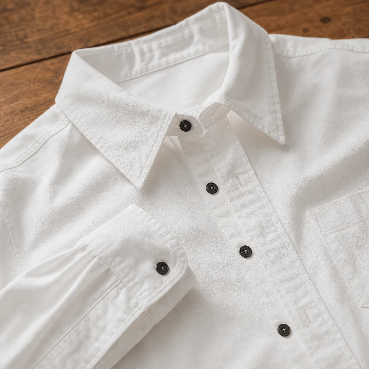 Braylen Casual Shirt Close Up