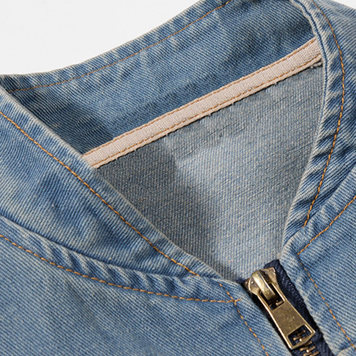 Dunmore jacket stand collar and zip close-up