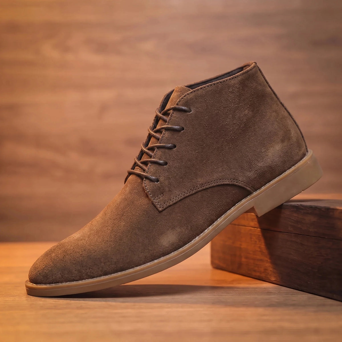 Men's brushed finish lace-up desert boots in Brown 1