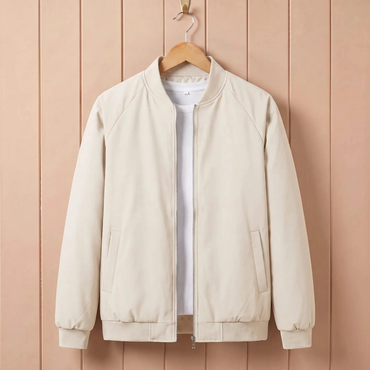 Men's padded bomber jacket in White 1