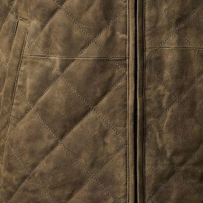 Slanted side pocket and hem on a men's diamond stitch vest