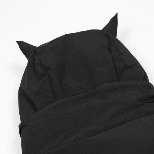 Close view of the horn appliques on the hood
