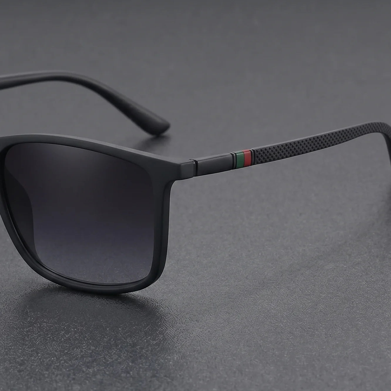 Outdoor Polarized Sunglasses close-up quality detail