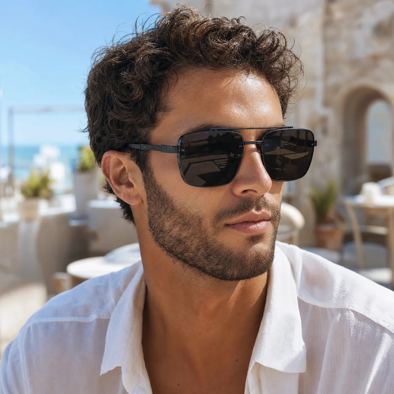 Vacation Square Sunglasses lifestyle photo