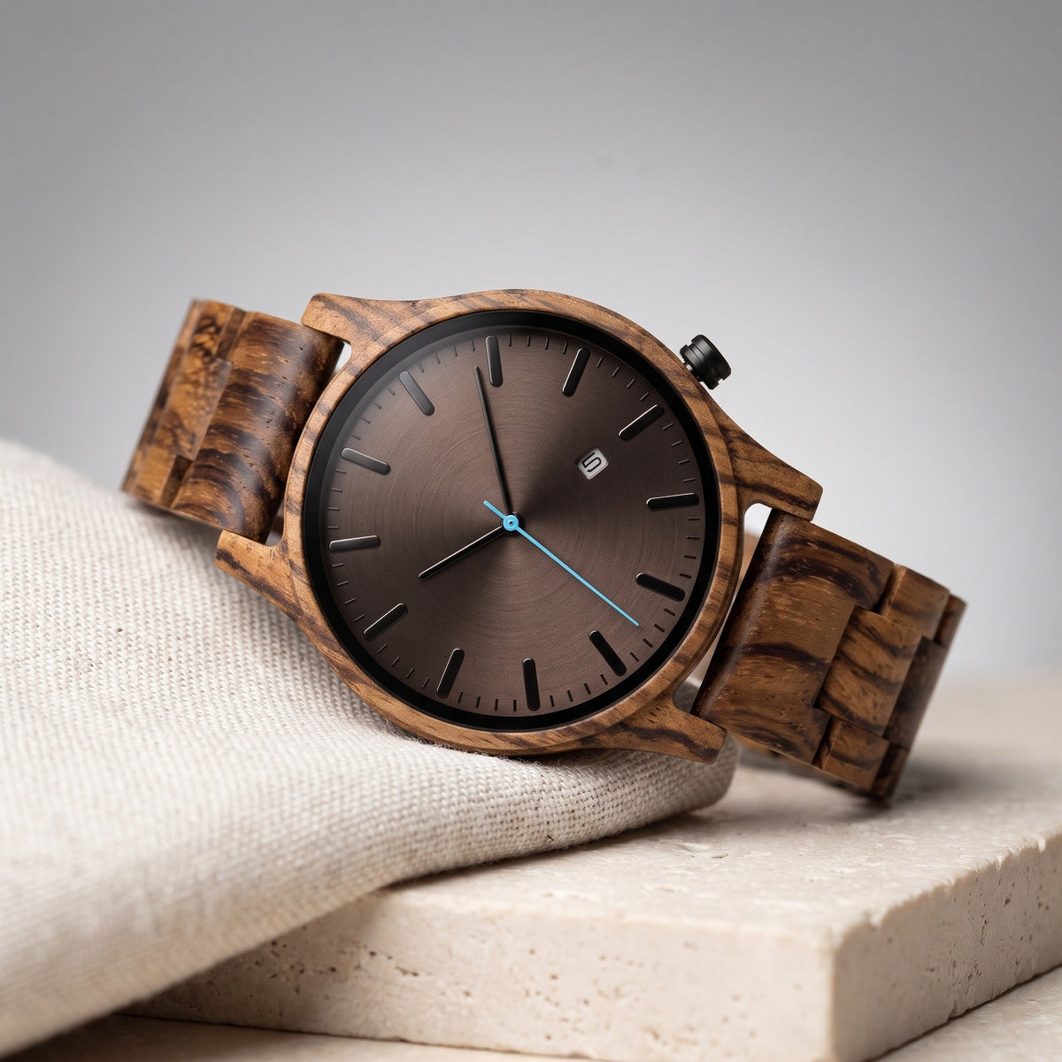 Rutledge walnut wood watch in Brown Walnut 1