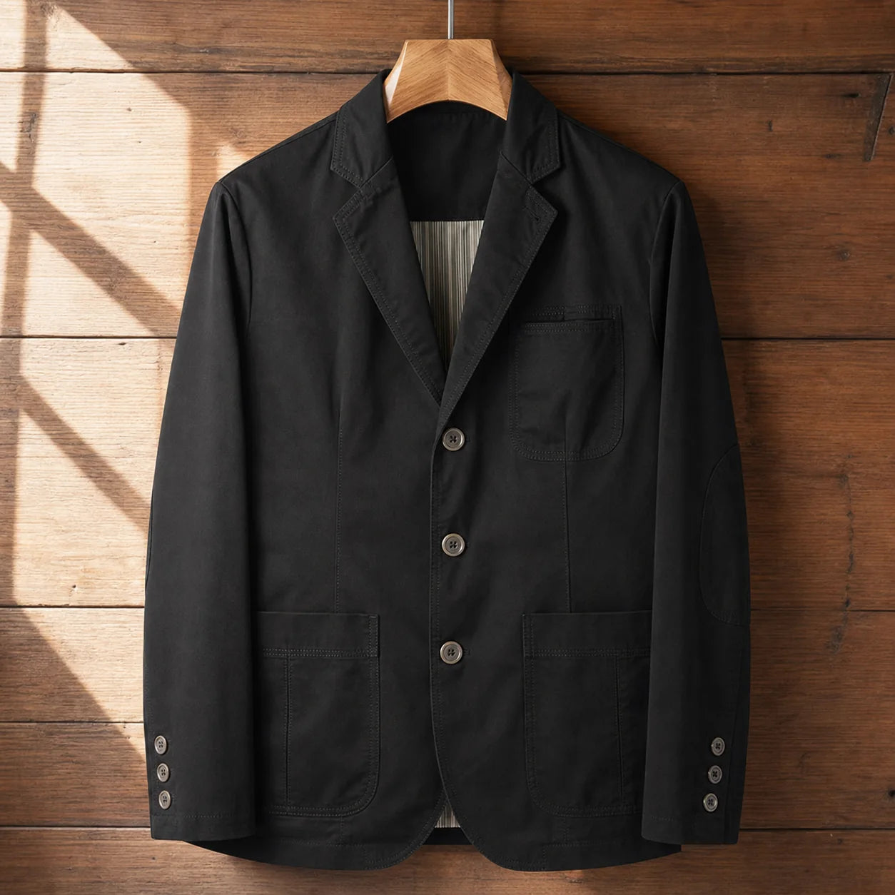 Safari Fit Blazer in Black