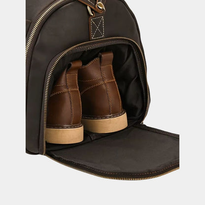 Shoe compartment of the Sheffield duffle