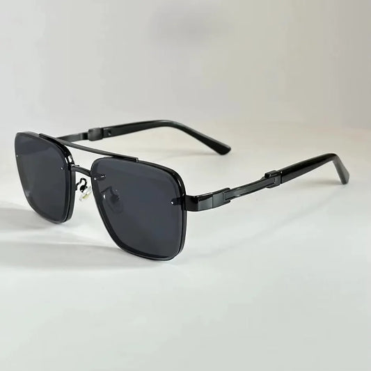 Vacation Square Sunglasses in Black