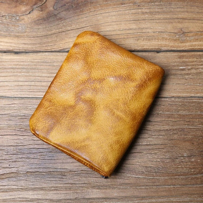 Zachary bifold leather wallet in Sand 1
